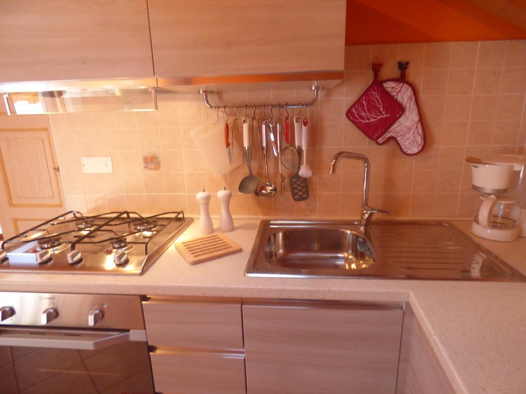 Casale Fe-Wo - Appartamenti Con Vista Lago Cannero Riviera Exteriör bild