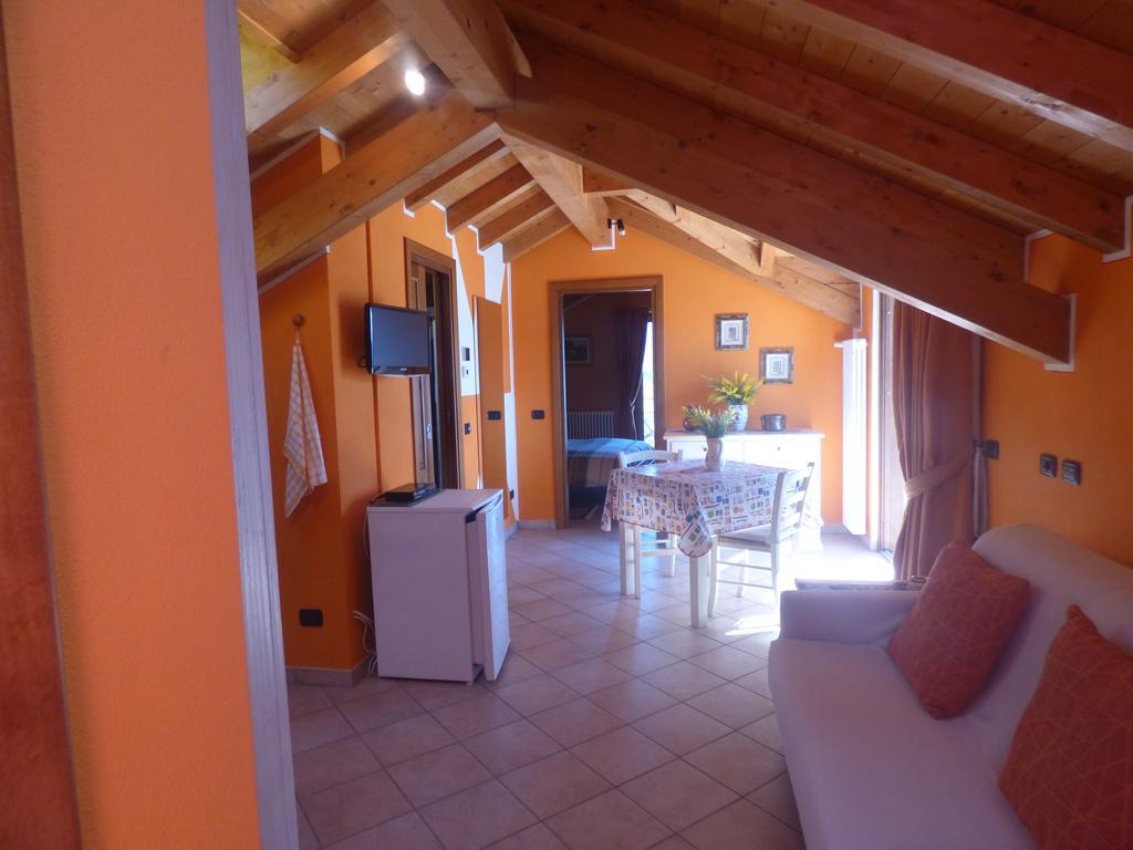 Casale Fe-Wo - Appartamenti Con Vista Lago Cannero Riviera Exteriör bild
