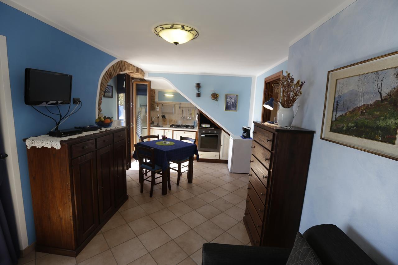Casale Fe-Wo - Appartamenti Con Vista Lago Cannero Riviera Exteriör bild