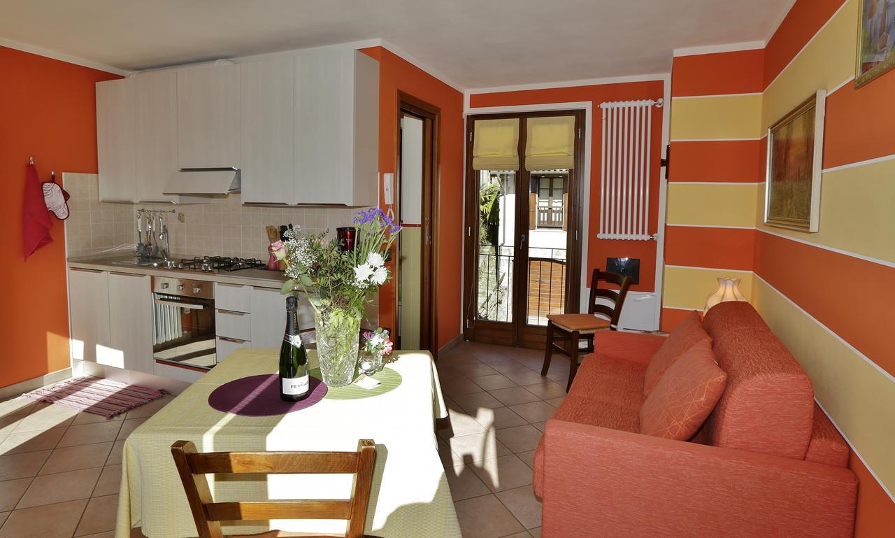Casale Fe-Wo - Appartamenti Con Vista Lago Cannero Riviera Exteriör bild